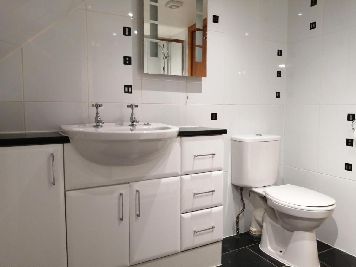 Nest Holiday Home Central Callander, Trossachs Self-Catering Экстерьер фото
